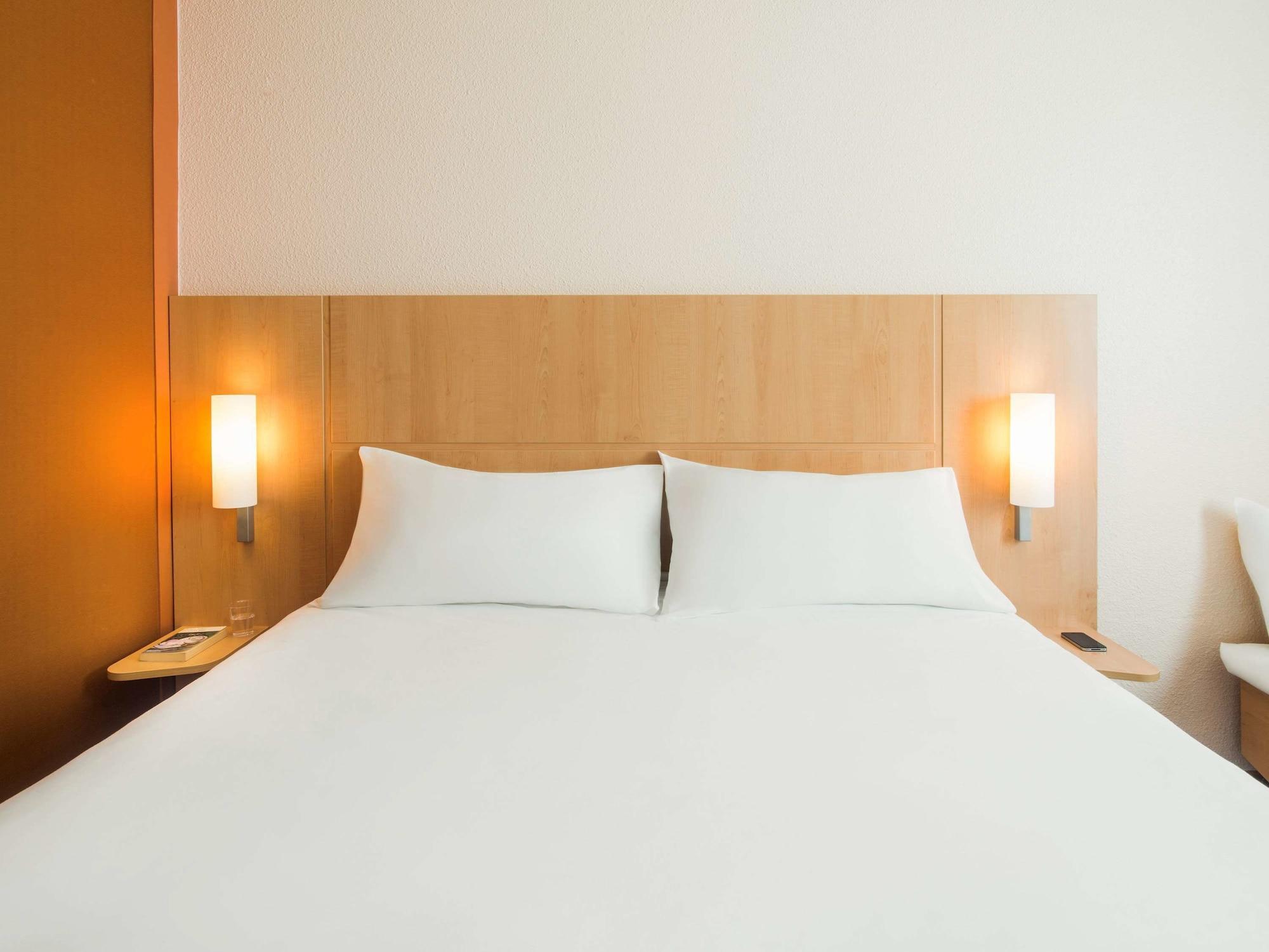 B&B Hotel Les Sables-D'Olonne Centre Gare Екстер'єр фото