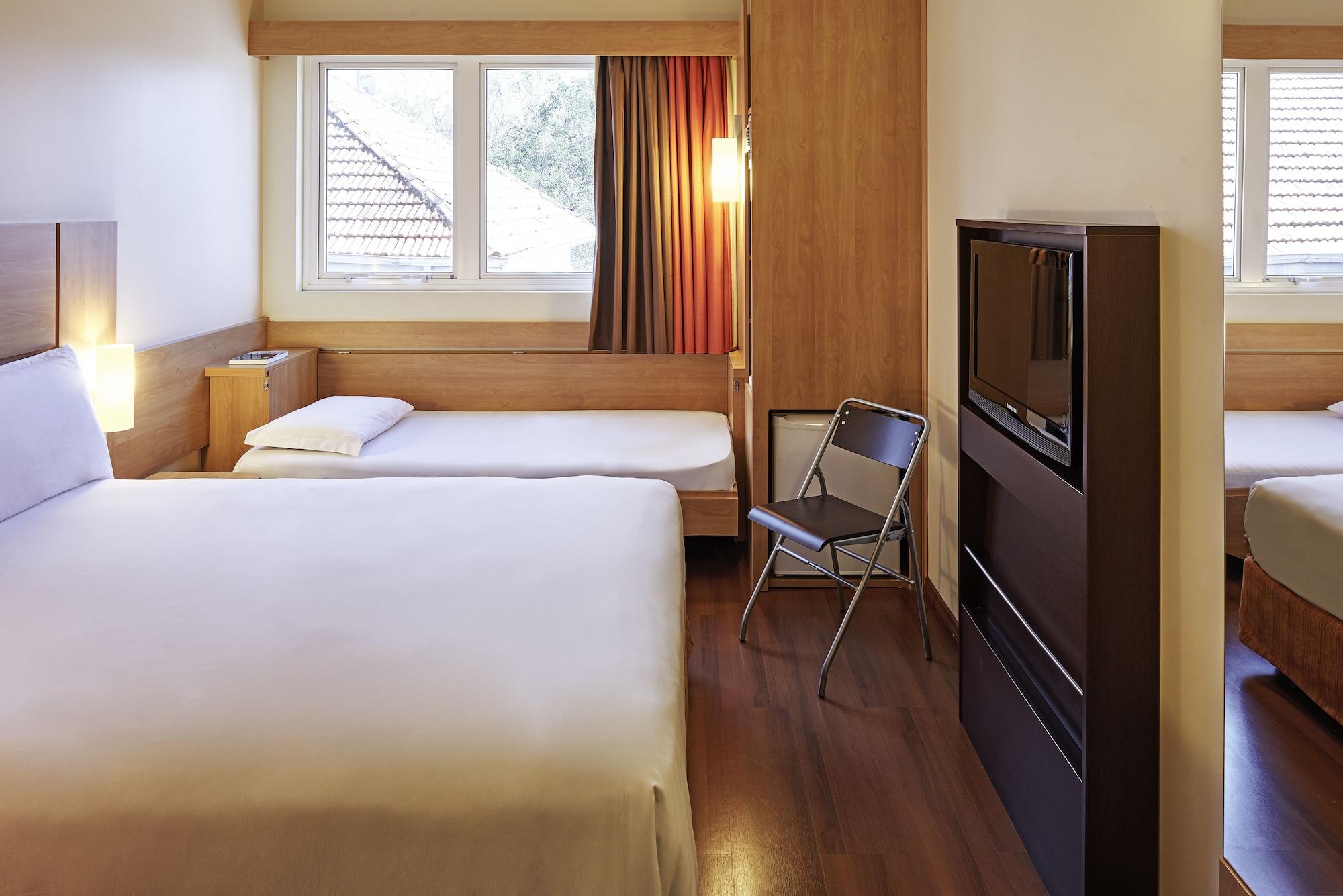 B&B Hotel Les Sables-D'Olonne Centre Gare Екстер'єр фото